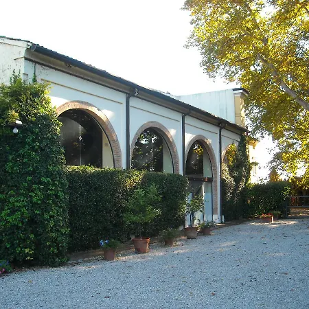 Schiavi * Sermide
