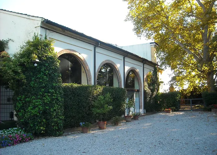 Schiavi * Sermide